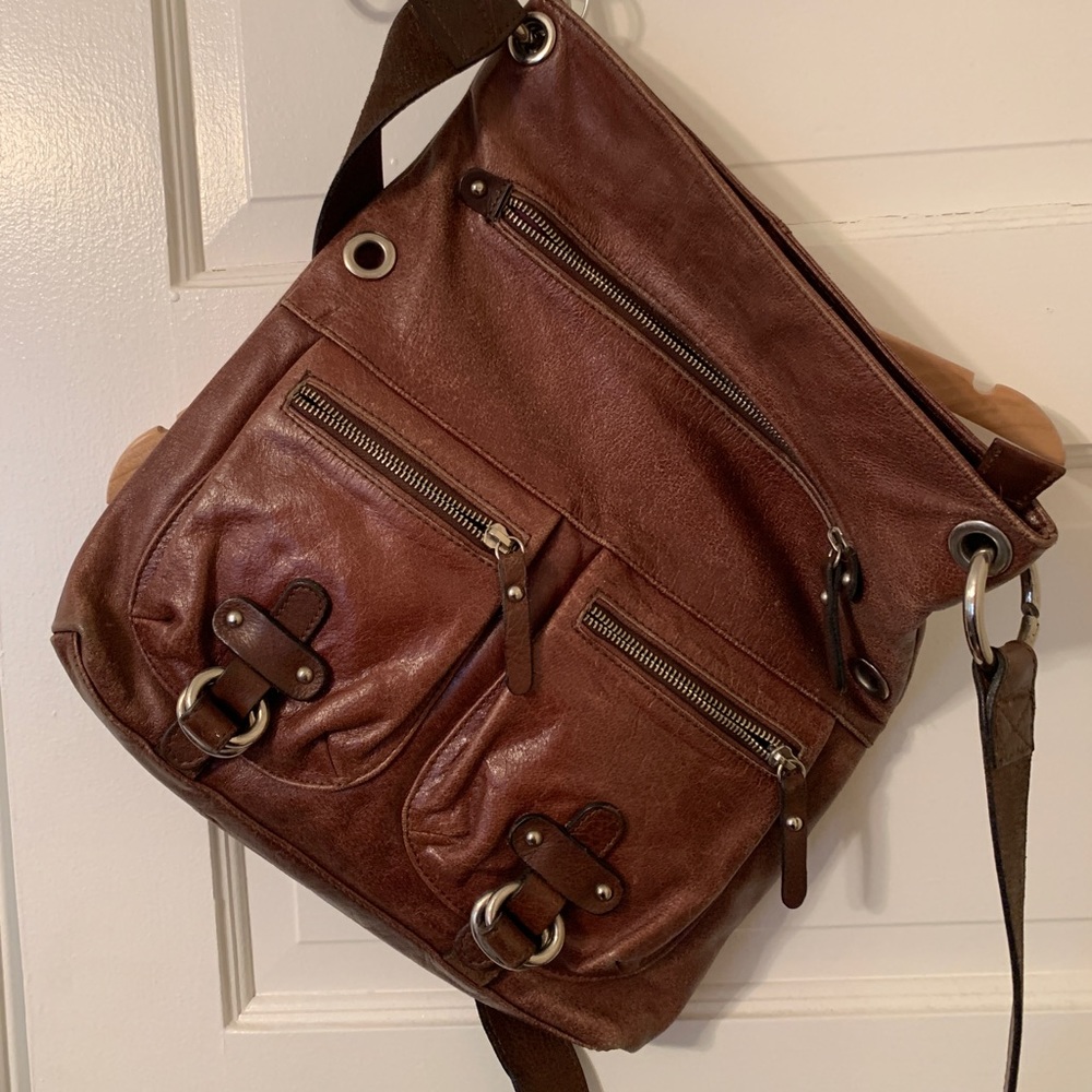 Leather crossbody bag